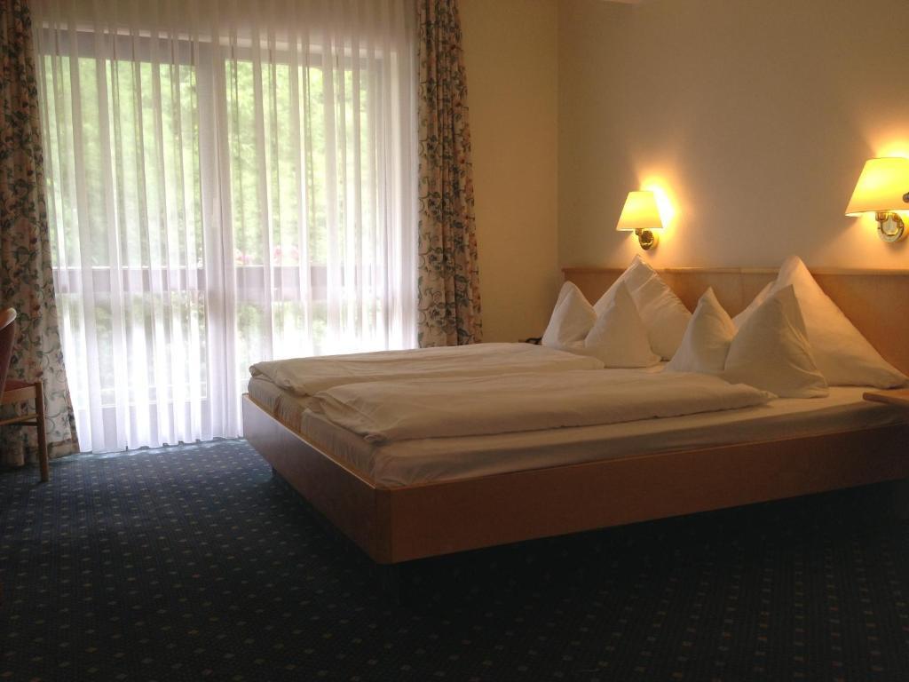 Hohenzollern Hotel Bad Neuenahr-Ahrweiler Cameră foto